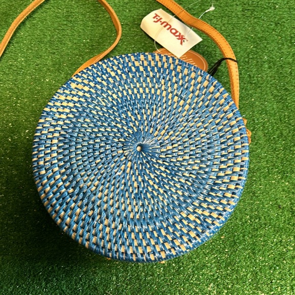 TJ Maxx Indonesia Handcrafted bag! - Picture 4 of 4